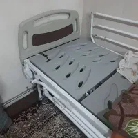 تخت بیمارسه شکن نوهست