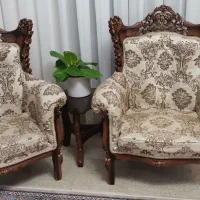 مبلمان چوبی