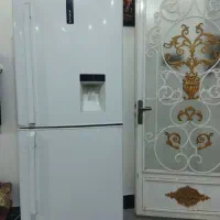 یخچال فریزر کاملا سالم