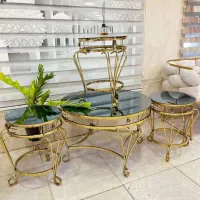 جلومبلی و عسلی فلزی استیل یا طلایی گلمیز گل میز|مبلمان خانگی و میز عسلی|مرودشت, فاز دوم شهرک فرهنگیان|دیوار