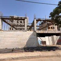 نگهبانی ساختمان در حال ساخت/کارگر ساده