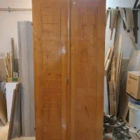 در کمد دیواری