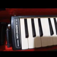 ملودیکا سوزوکی m-36