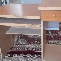 میز و کفش فروشی