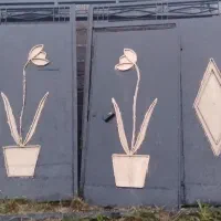 دروازه آهنی ۳ متری زیبا و سنگین و یک دروازه ۲ نیم