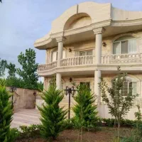 فروش کاخ ویلای شیک توصیف رویا در دل طبیعت