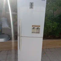 یخچال فروشی