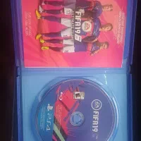 دیسک فیفا ۱۹ سالم و بی خط و خش ریجن ۱ امریکا مقطوع|کنسول، بازی ویدئویی و آنلاین|بروجرد, |دیوار