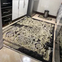 فرش ۴ متری به همراه پادری کاملا سالم