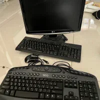 کیبورد و مانیتور سالم