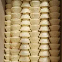 نان بستنی و نان حلوایی