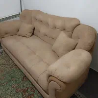 مبلمان راحتی ۹نفره به همراه میز های پذیرایی