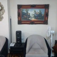 یک عدد تابلوی نقاشی