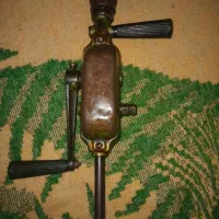 دریل دستی قدیمی