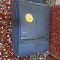 چمدان بزرگ سرمه ای|کیف، کفش، کمربند|قم, کلهری|دیوار