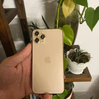 اپل iPhone 11 Pro با حافظهٔ ۲۵۶ گیگابایت