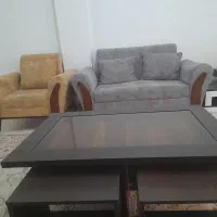 مبل و میزجلومبل