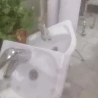 روشویی سالم و آماده نصب باشیر اهرمی|لوازم سرویس بهداشتی|یزد, |دیوار