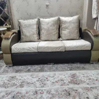 مبل راحتی و میز جلو مبلی