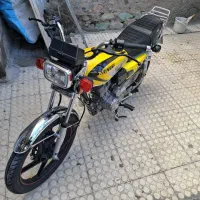 هندا ۲۰۰مارک متین