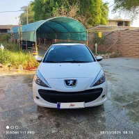 207 مدل ۱۴۰۳ سقف شیشه ای