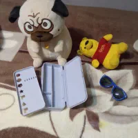 عروسک و جا مدادی