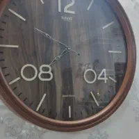 ساعت دیواری