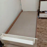 تخت یک نفره|اسباب و اثاث بچه|سمنان, |دیوار