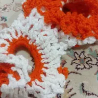 فروش کش گل سر بافتنی دورنگ ودو لایه