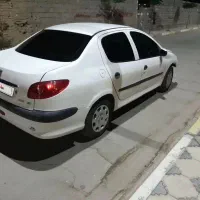 ۲۰۶ مدل ۸۹ تصادفی روشن حرکت