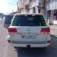شیشه ماشین