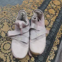 کفش بسکتبال لبرون