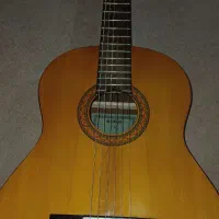 گیتار یاماها c40