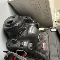 دوربین 6D mark2 با لنز 50 فیکس