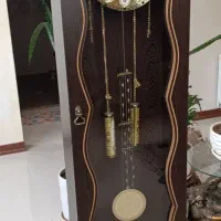 ساعت ایستاده و تابلو