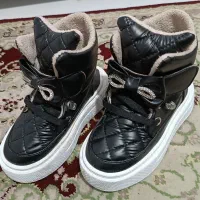 کفش در حد نو بچگانه|کفش و لباس بچه|مرودشت, فاز دوم شهرک فرهنگیان|دیوار