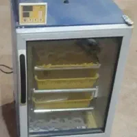 دستگاه جوجه کشی بلدرچین دماوند126تایی بهترین برند