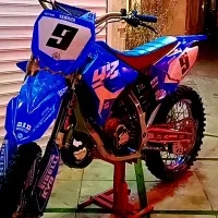 yz125|موتورسیکلت|قم, نخودی|دیوار