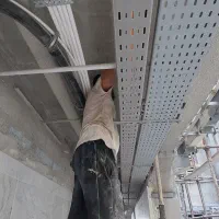 انجام صفر تا صد برق‌کشی و تعمیرات برقی با تیم مجرب|خدمات پیشه و مهارت|کیش, |دیوار