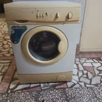 ماشین لباسشوئی