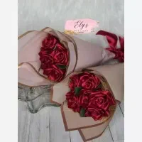 گل های روبانی به صورت تک و دسته گلی