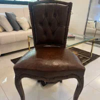 صندلی کلاسیک فرانسوی اصل با چرم و چوب طبیعی
