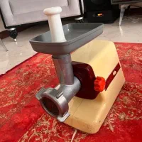چرخ‌گوشت ناسیونال