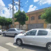 مغازه ۸۵ متری    عرض ۸ متر     برموذن