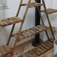 استند گلدان محکم نراد