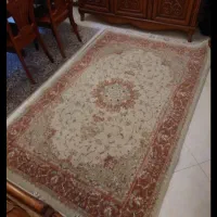 فرش ۴متری نقش زیبا درحد نو نو