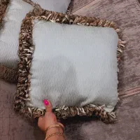 ۴عدد کوسن نو|رختخواب، بالش، پتو|قرچک, میرزائی شمالی|دیوار