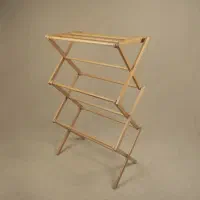 اویز لباس پینترسی