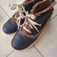 تعدادی کفش نو و کارکرده سالم