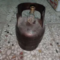 دو عدد پیک نیک سالم کوچک و یک عدد آچار فرانسه و دو